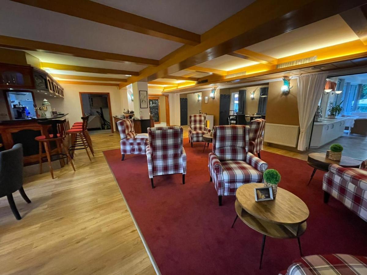 Berghotel Drei Brueder Hoehe Мариенберг Екстериор снимка
