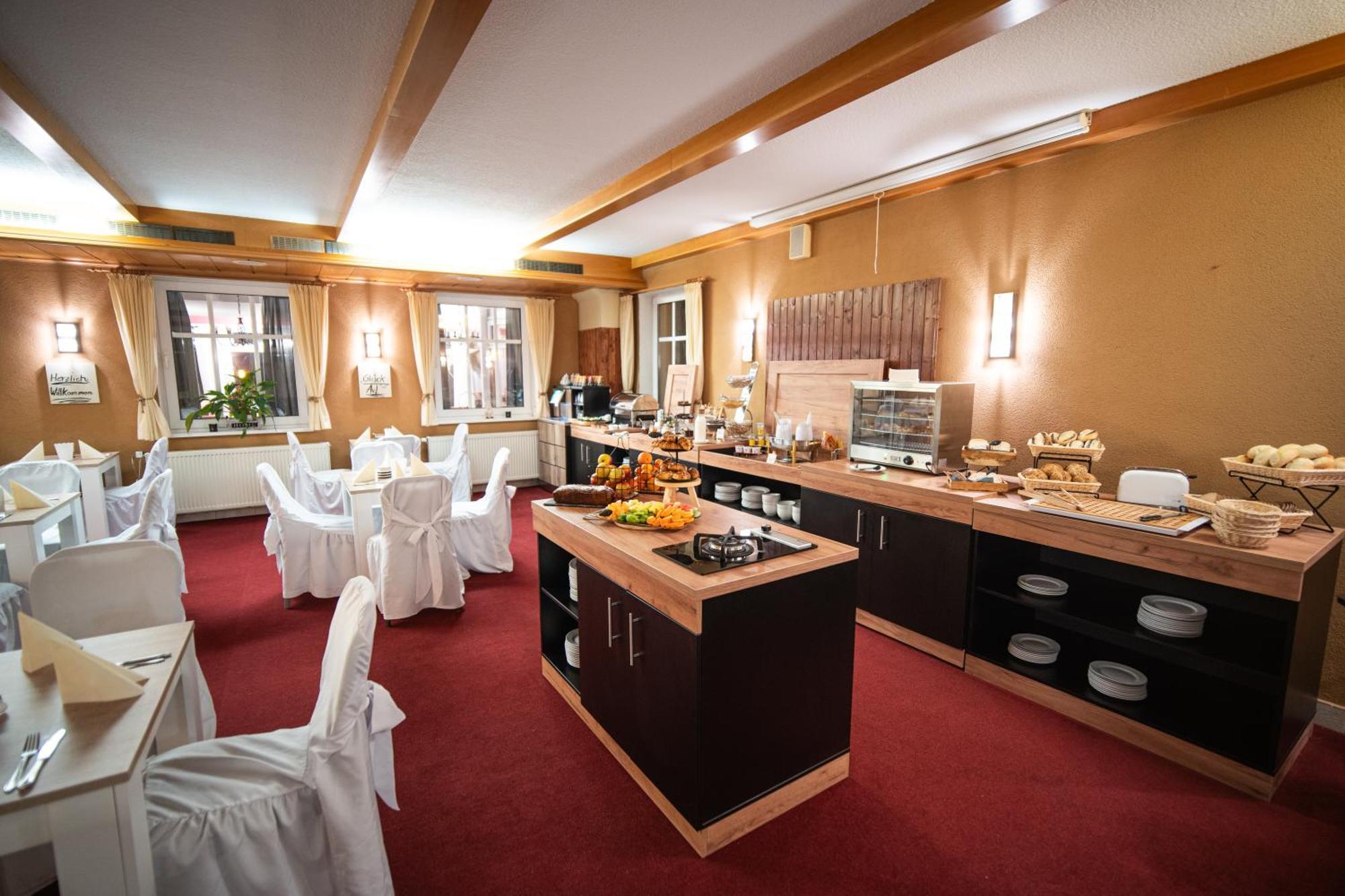 Berghotel Drei Brueder Hoehe Мариенберг Екстериор снимка