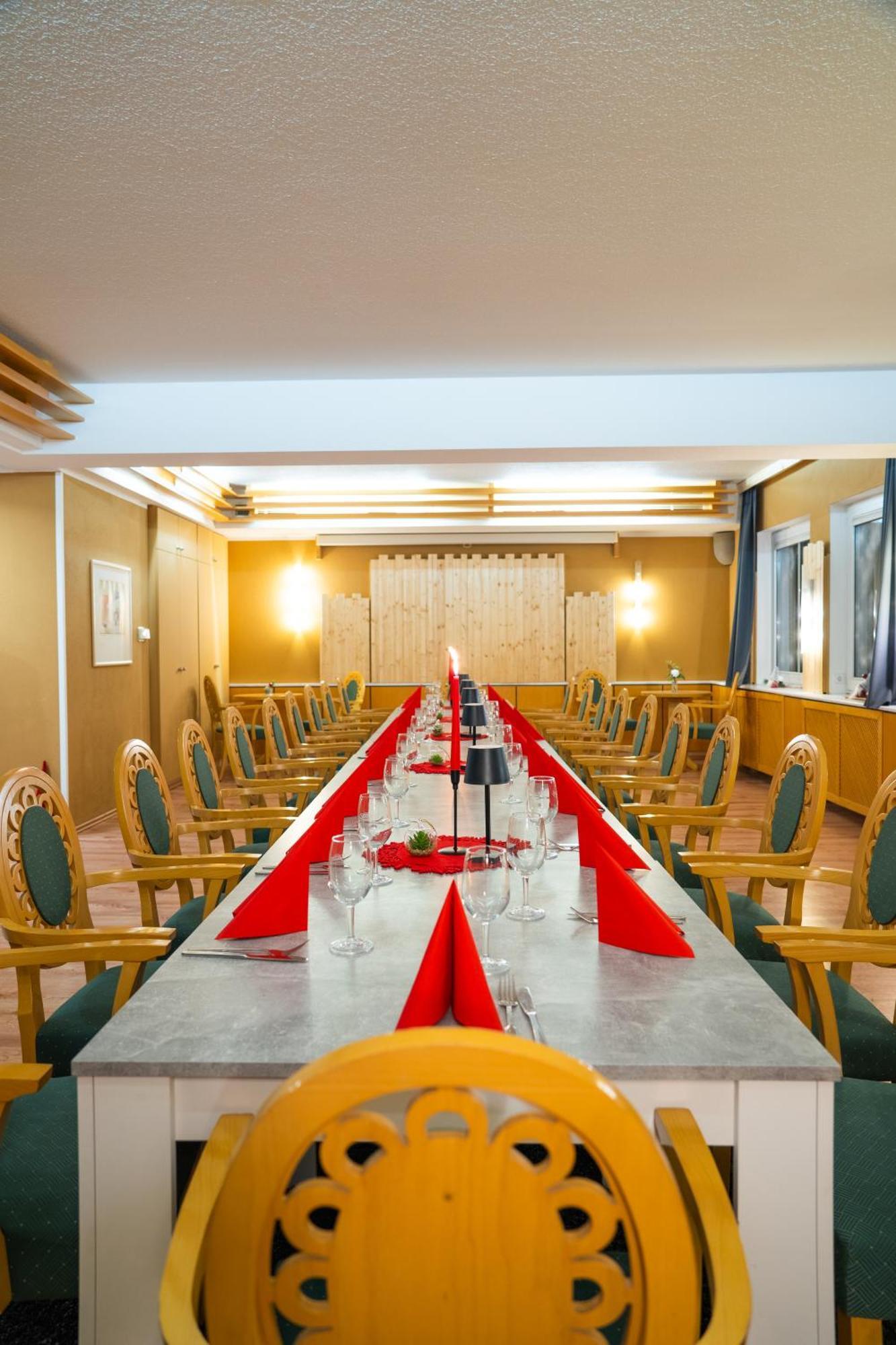 Berghotel Drei Brueder Hoehe Мариенберг Екстериор снимка